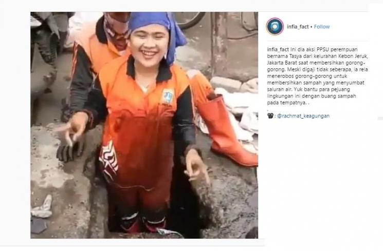 Tasya, petugas pasukan oranye rela masuk gorong-gorong. (Instagram/@infia_fact)