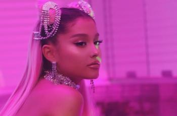 Belum Rilis, Lip Gloss yang Dipakai Ariana Grande Ini Sudah Laris Manis