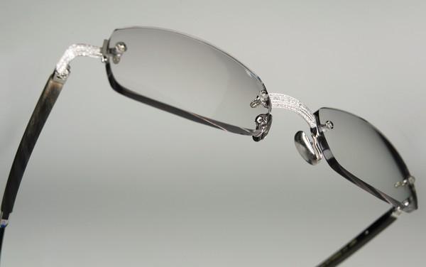 Kacamata termahal di dunia. (Wonderslist)