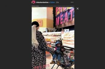 Pakai Hoodie Leopard, Khloe Kardashian Kembaran dengan True Thampson