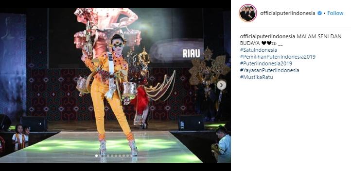 7 Kostum Daerah Terbaik Finalis Puteri Indonesia 2019. (Instagram/@officialputeriindonesia)