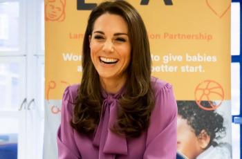 Nggak Cuma Cantik, Blus Pussy Bow Kate Middleton Juga Sarat Makna