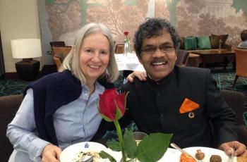 True Love, Seniman Ini Naik Sepeda dari India ke Swedia demi Kekasih!