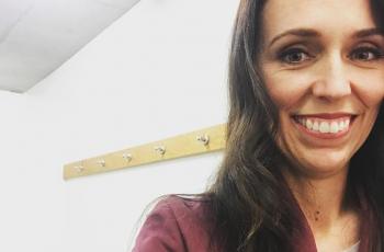 Jacinda Ardern, Perdana Menteri Selandia Baru Ini Ternyata Jago Nge-DJ