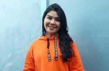 Duh, Malu! Rossa Meldianti Ketahuan Pakai Tas Hermes KW