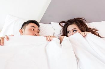 Biar Semakin Bergairah, 5 Cara Terbaik Merangsang Payudara Pria