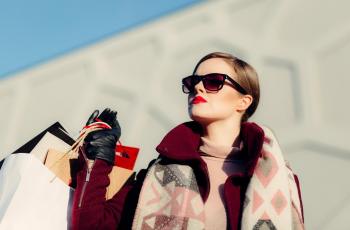 Shoppable Livestream, Cara Baru Belanja Bareng Pomelo