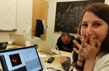 4 Fakta Katie Bouman, Wanita Jenius di Balik Foto Black Hole