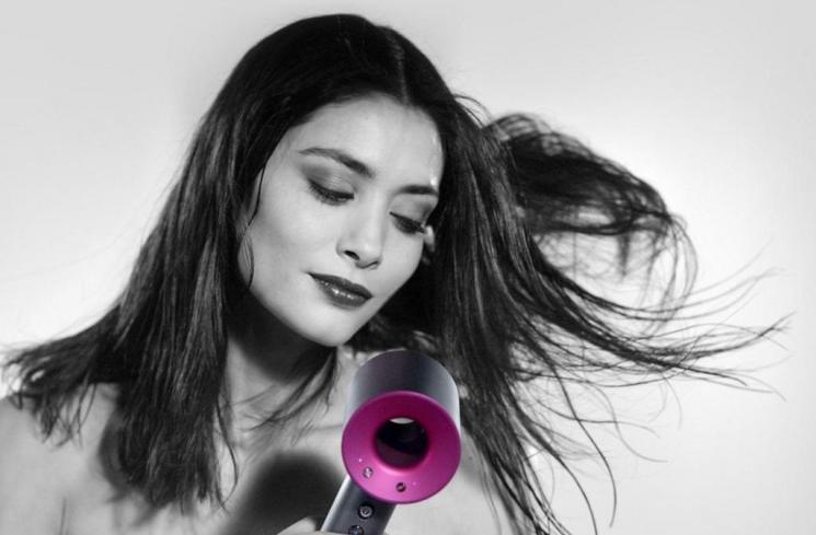 Salah satu produk unggulan Dyson, hair dryer Supersonic™. (Istimewa/Dok.Metroxgroup/Dyson)