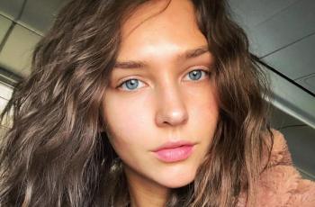 Pesona Model Playboy Rachel Cook, Hobinya Unggah Foto Seksi di Instagram