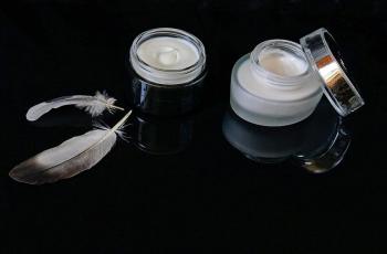 Hampir Lumpuh, Wanita Ini Tak Sadar Keracunan Krim Wajah