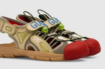 Leather and Mesh Sandals. (Gucci)
