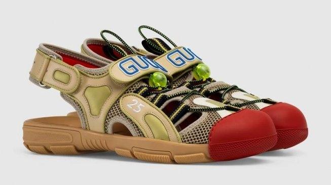 Leather and Mesh Sandals. (Gucci)