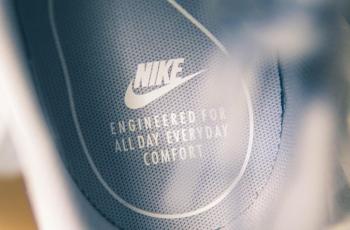 Buluk Banget, Sneakers Vintage Nike Moon Sukses Terjual Rp 6 Miliar