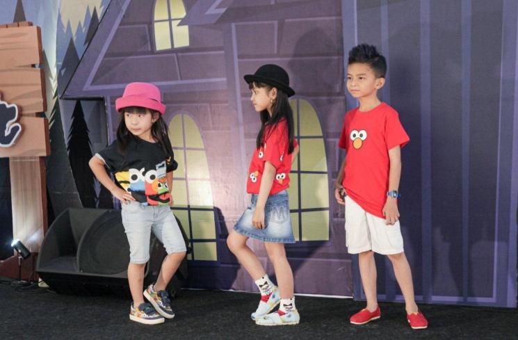 Fashion Show koleksi kolaborasi Wakai Kids dengan Sesame Street, Kamis (24/10/2019) lalu. (Istimewa/Wakai Kids)