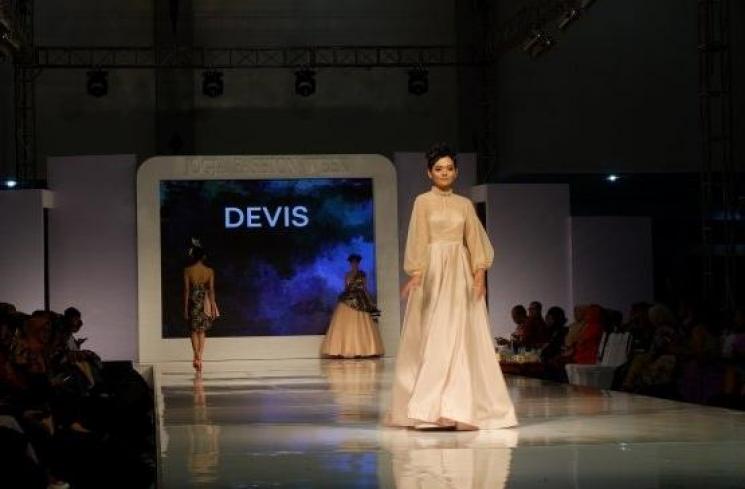 Pagelaran Jogja Fashion Week 2019, Minggu (03/11/2019). (DewiKu.com/Kintan Sekarwangi)