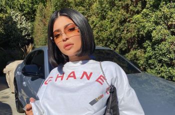 Beli Mainan Beruang, Kylie Jenner Rogoh Kocek Ratusan Juta