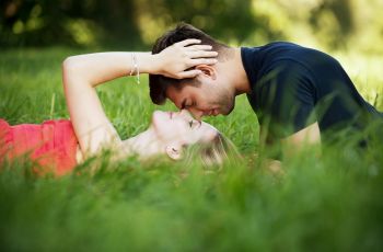 Biar Lebih Bahagia, Berikut 3 Cara Membangun Hubungan Sehat dengan Pasangan