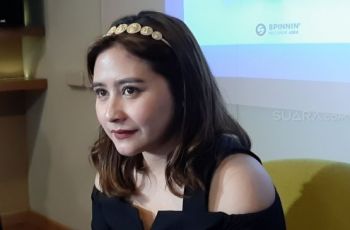 Rambut Halus Anti Kusut, Prilly Latuconsina Pakai Sampo Rp20 Ribuan