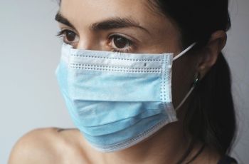 Jadi Bagian New Normal, 6 Tips Nyaman Pakai Masker Seharian