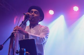 4 Lagu Glenn Fredly yang Liriknya Bikin Galau, Air Mata Langsung Menetes