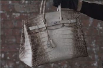 Tampilan tas Hermes Diamond Himalaya Birkin yang laku Rp4,4 Miliar. (christies.com)