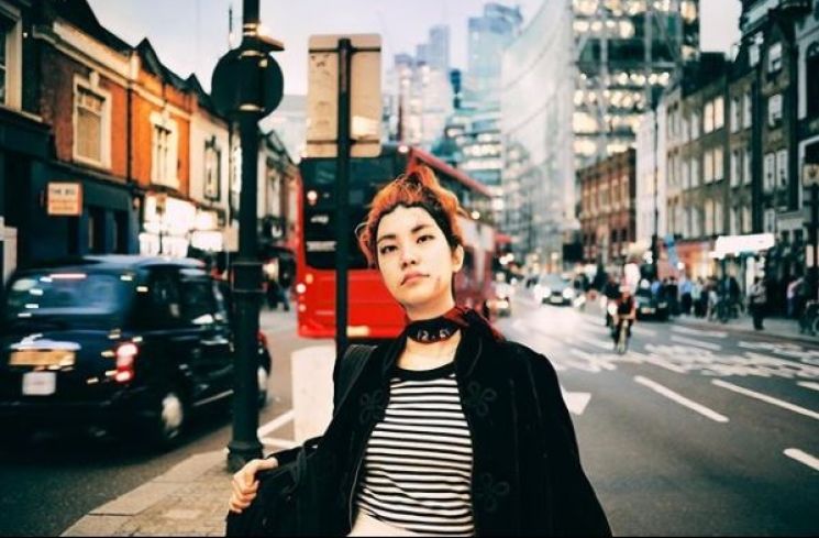 Model Jepang Pamer Bulu Ketiak di Iklan (instagram.com/meme.konichiwa)