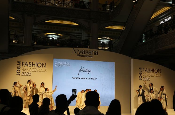 Pamerkan Ragam Kain Nusantara, Jogja Fashion Rendezvous 2020 Digelar Meriah