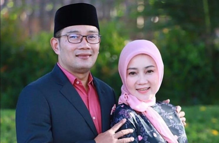Perjuangan Ridwan Kamil Dapatkan Si Cinta, Sst...Ternyata Pakai Orang