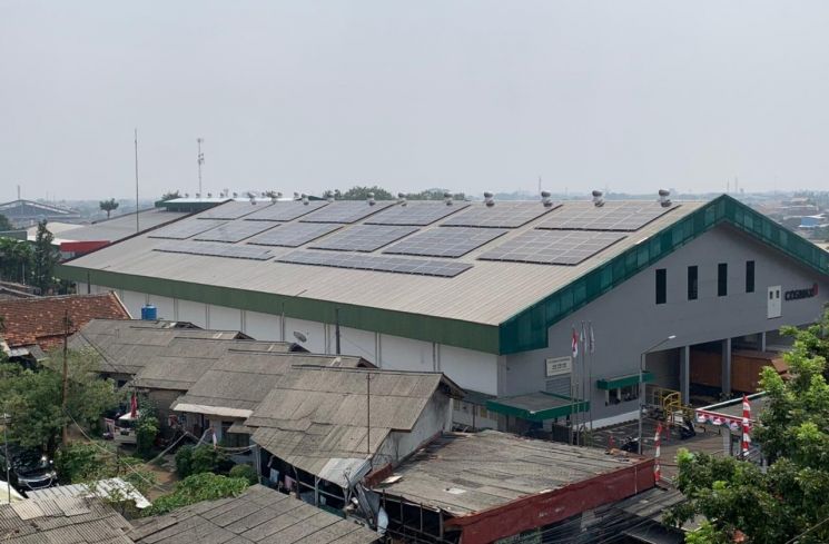 Solar Panel PT Cosmax Indonesia. (Istimewa)