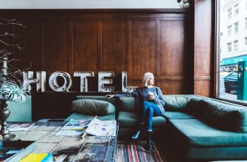 Ketahui 5 Arti Mimpi Hotel, Salah Satunya soal Hubungan Asmara Rahasia