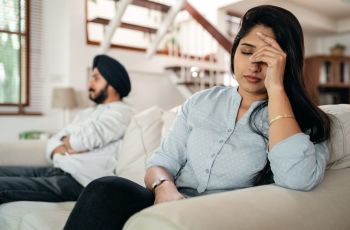 Puluhan Tahun Menikah, Wanita Ini Galau karena Suaminya Tak Pernah Bilang Cinta