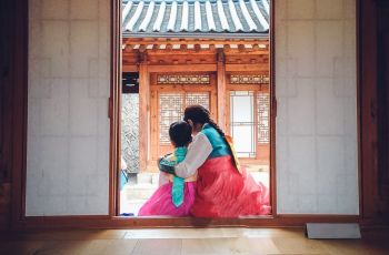 Sambil Seru-seruan Bareng, Brand Kecantikan Lokal Ini Ajak Anak Muda Belajar Bahasa Korea