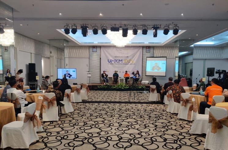 Politeknik Bisnis Digital Praktisi dan Paper.id resmi meluncurkan acara UMKM Idol pada Rabu (27/4/2022) lalu. (Istimewa)