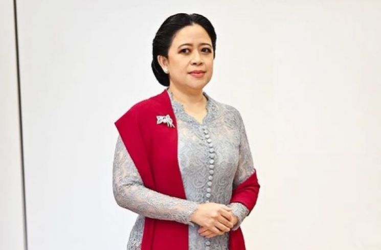 Ada Makna Filosofis, Intip Kebaya Puan Maharani saat Upacara di Istana Negara