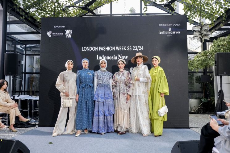 Merek fashion Indonesia ikut berpartisipasi di London Fashion Week (Istimewa/Kami)