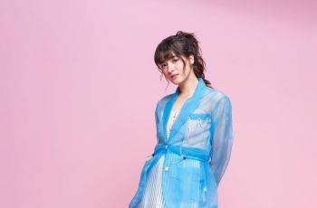 5 OOTD Colorful ala Mawar De Jongh, Super Fun dan Anti Boring!