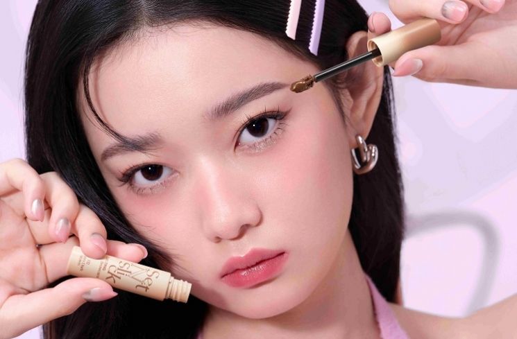 Awal Mula Tren Bare Makeup, Percaya Diri Tampil Cantik Natural