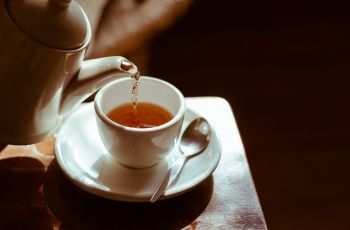 Jangan Minum Teh saat Sahur, Ternyata Ini Alasannya