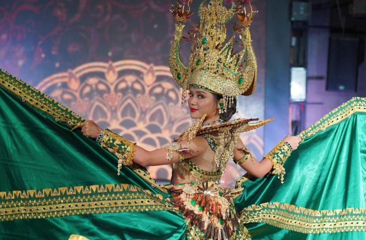 National Costume Indonesia untuk Miss International 2023 (Instagram/officialputeriindonesia)