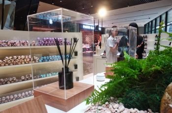 Nggak Perlu Healing Jauh-jauh, 8 Aroma Reed Diffuser ini Juga Bisa Bantu Menenangkan Pikiran Kalian