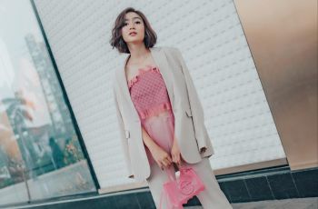 5 OOTD Febby Rastanty dengan Rambut Pendek Sebahu, Gemar Pakai Oversized Blazer