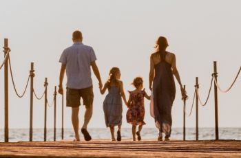 Kolaborasi Traveloka dan Baby Shark, Ajak Keluarga Jelajahi Dunia dengan Diskon Istimewa!