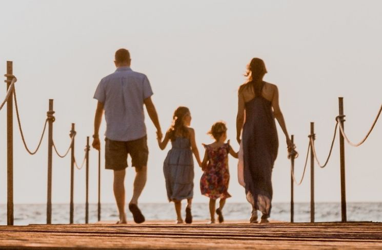 Harus Bijak, Ini 4 Cara Memberi Tahu Anak soal Perceraian Orang Tua