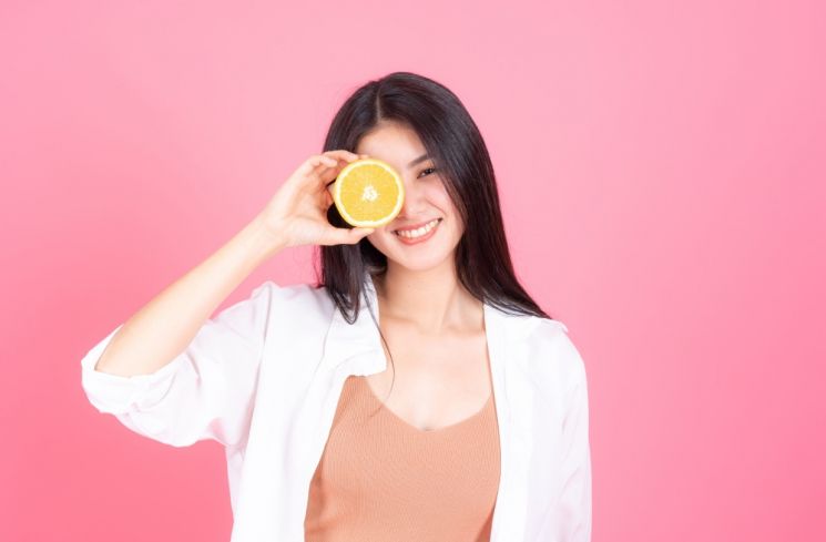 Ketahui 6 Manfaat Suntik Vitamin C, Benarkah Efektif Memutihkan Kulit?