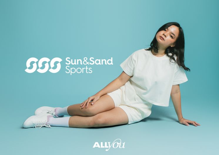 Sun & Sand Sports (SSS) salah satu ritel olahraga yang berasal dari Timur Tengah berlokasi di Pondok Indah Mall (PIM) 3 semakin melengkapi koleksinya dengan menambah private label pertamanya yang bernama All You.