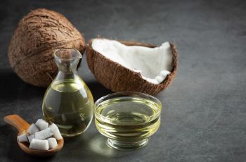 4 Cara Hilangkan Bekas Luka, Bisa Coba Pakai Minyak Kelapa