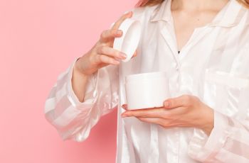 Manfaat Skincare dengan Kandungan Susu, Efektif Atasi Kulit Kusam