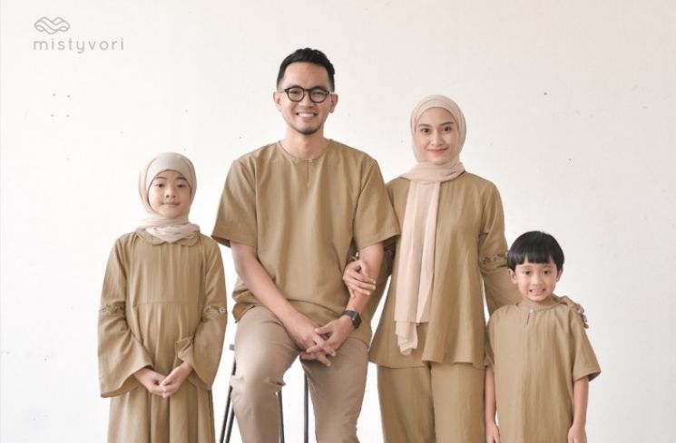 Koleksi busana Hayya Family Series dari brand Mistyvori (Dok.Istimewa)