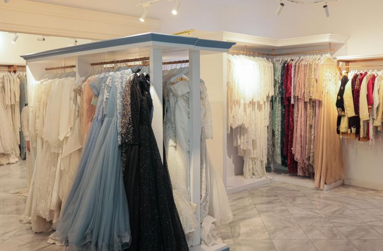 Micca Brides merupakan gallery penyewaan bridal yang berdiri sejak 2021 dikenal dengan koleksinya yang lengkap, berkualitas dan affordable. (Foto: Dok. Pribadi)